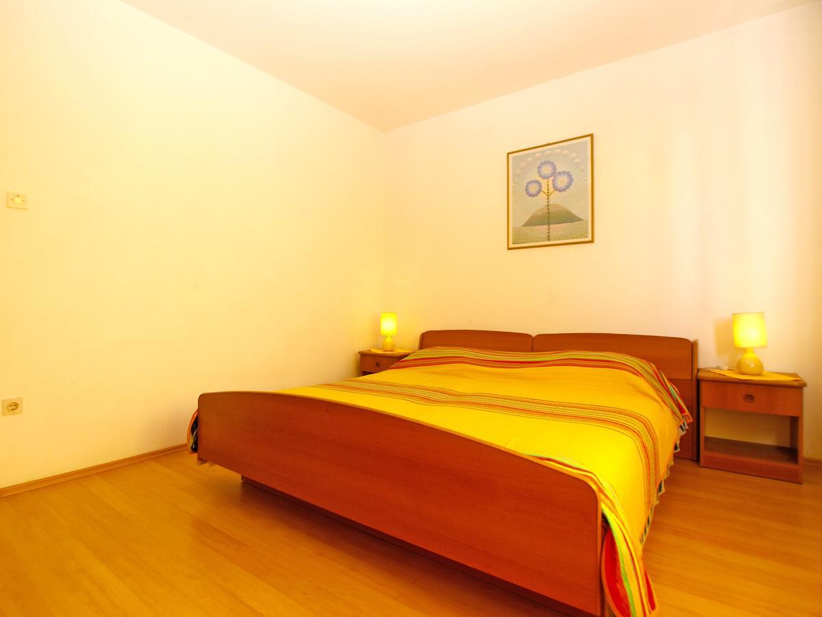 Apartments Mirela 1554 Pula Exteriér fotografie