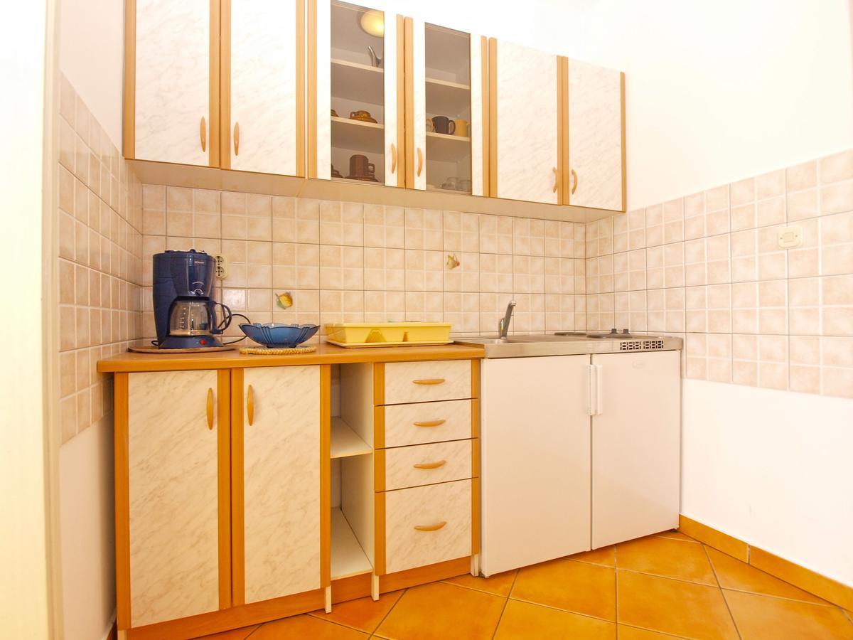 Apartments Mirela 1554 Pula Exteriér fotografie